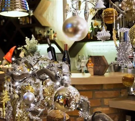 Intryga Отель типа 